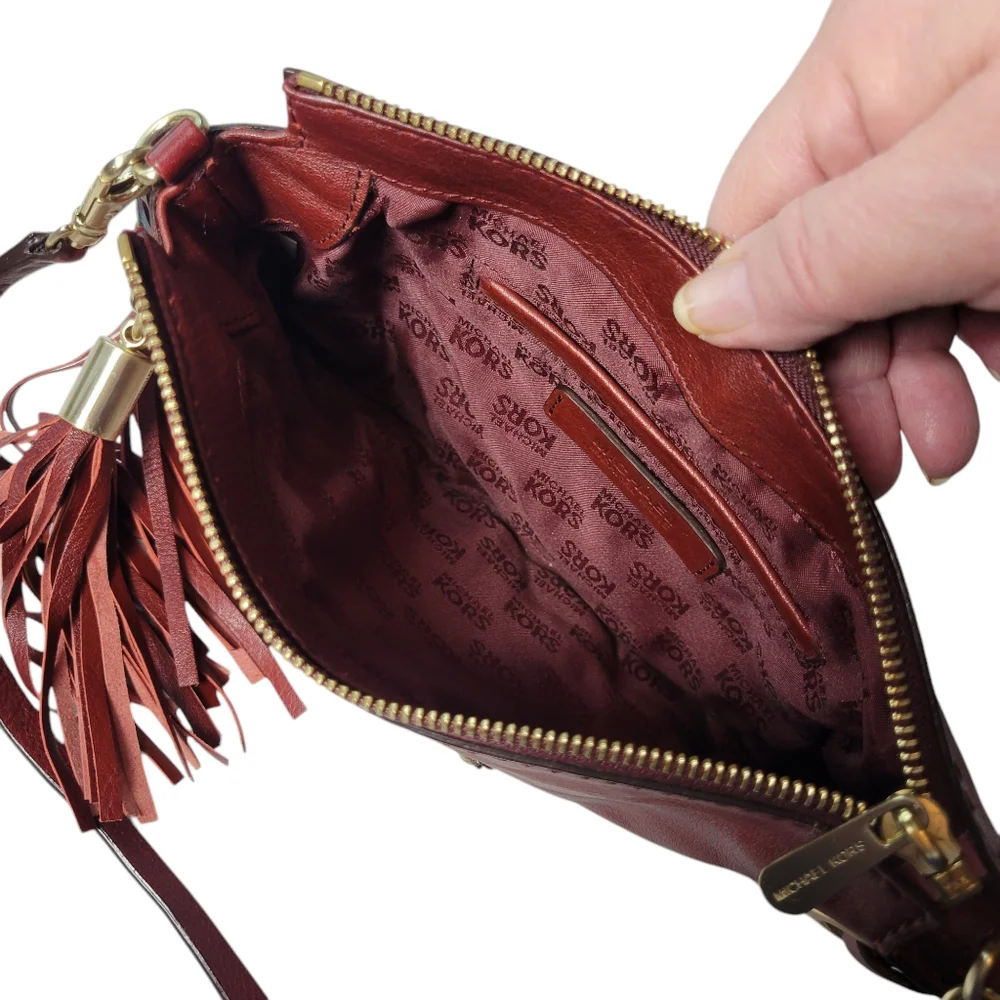 Michael Kors red leather clutch with grommets and tassels - Picture 5 of 8